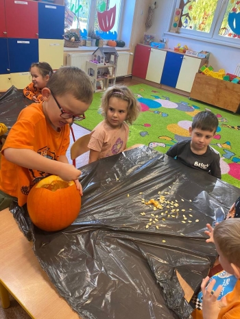 572369425_122220047072283022_1226774994779051758_n