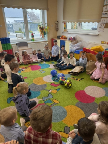 72d5453e-4d25-41d7-a42c-519c2db86650