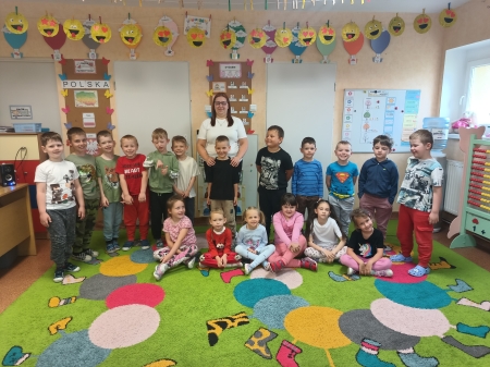 ''Poczytaj mi mamo, poczytaj mi tato'' - czytanie bajki przez mamę Maksymiliana